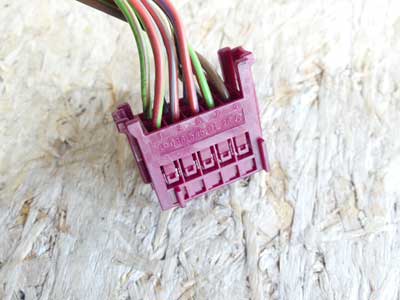 Mercedes Magenta 10 Pin 10 Wire Connector 03854591283